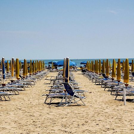 Piazza Mazzini Appartamento A 2 Passi Dal Mare. Lido di Jesolo Eksteriør billede